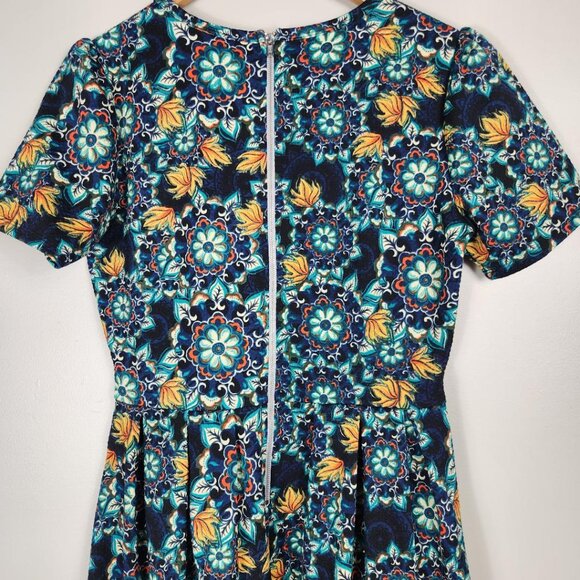 LuLaRoe Amelia Floral Dress With Pockets - Picture 5 of 6